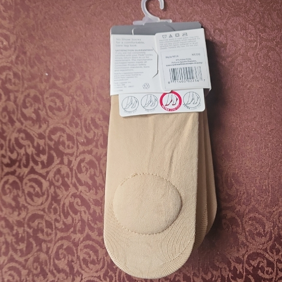 Peds Ladies Ultra Low Cut Socks - Beige - Picture 2 of 3